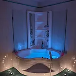 Nula Private 4* Ποτσουόλι