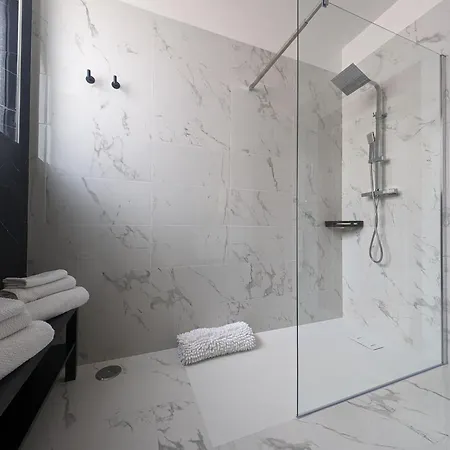 Bed and breakfast Nula Private 4*